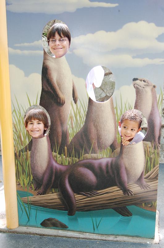 DSC_6390.JPG - Jeremy, Victor and Octavious at the St Louis Zoo