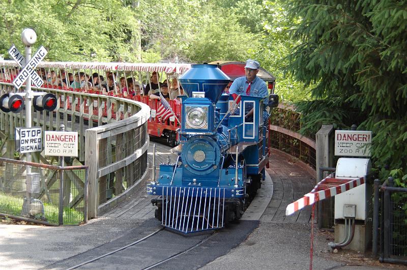 DSC_6405.JPG - Zoo Train rail road  at the St Louis Zoo