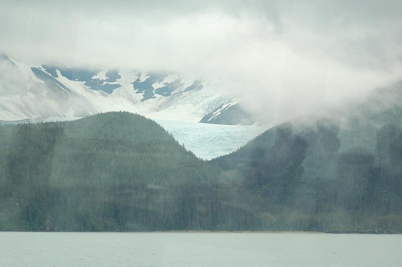 18.JPG - A glacier on Prince William Sound, Alaska