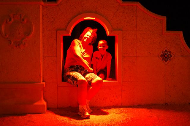 DSC_9708.JPG - Deb and Octavious lit in red