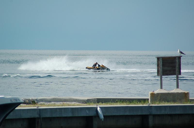 DSC_8949.JPG - The Keys Experience  - Jetskis always give good action shot opportunities