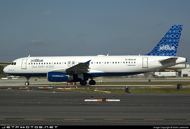 24215_1196967177.jpg - jetBlue's 100th A320 taxiing out for departure from Ft Lauderdale International