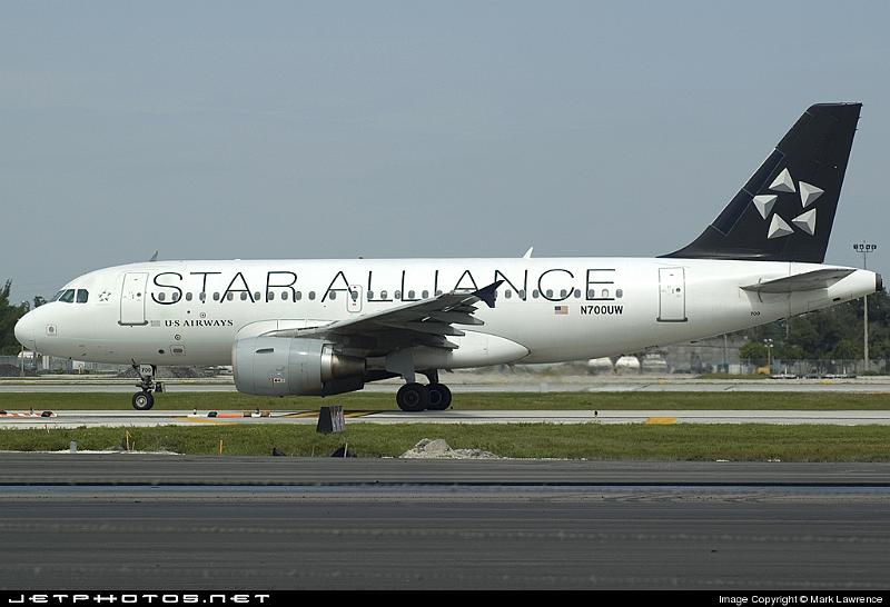 30136_1193338928.jpg - US Airways Star Alliance A319 taxiing out for departure from Ft Lauderdale International