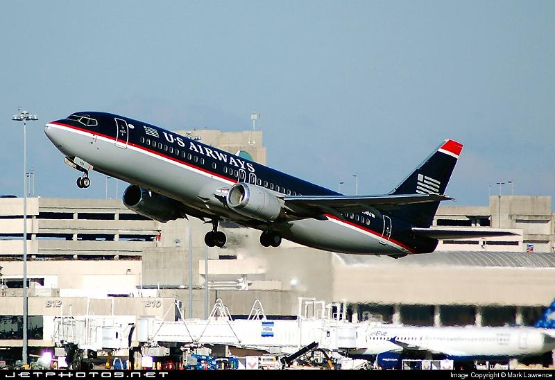 34178_1164362252.jpg - US Airways B737-400 departing Palm Beach International