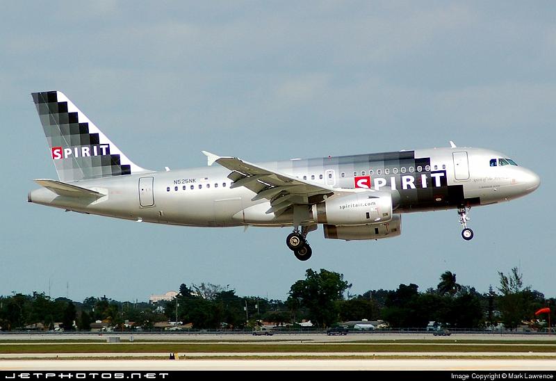 53266_1165725134.jpg - Spirit A319 approaching Palm Beach International