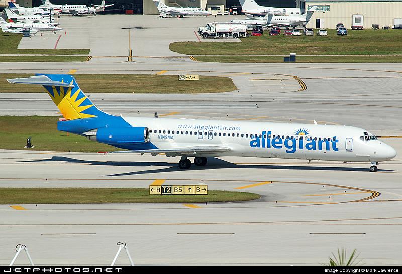 59764_1196445138.jpg - Allegiant MD-87 taxiing to parking at Ft Lauderdale International