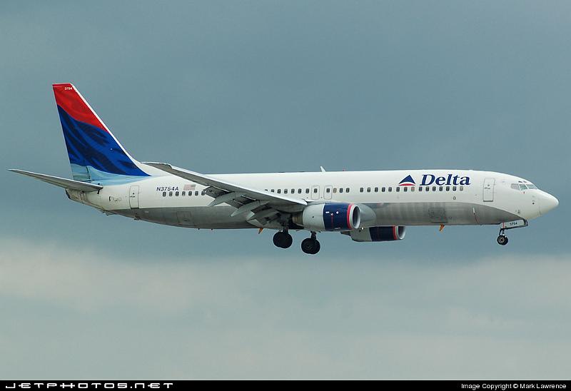 64229_1182189088.jpg - Delta B737-800 approaching Ft Lauderdale International