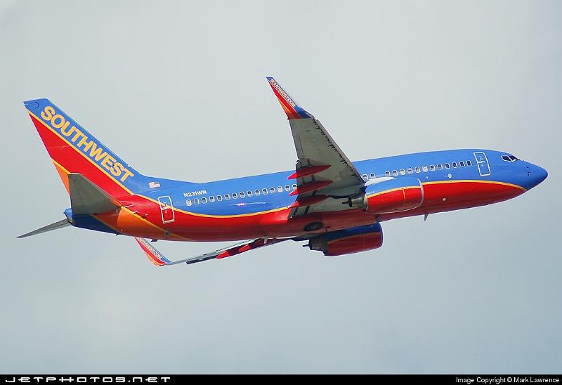 93092_1169518621.jpg - Southwest B737-700 departing Palm Beach International