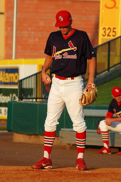 DSC_6369.JPG - Palm Beach Cardinals against Dunedin Blue Jays 05/10/2008 - Relief pitcher Kyle Mura warming up in the bullpen - Final Result: Palm Beach 9 Dunedin 2